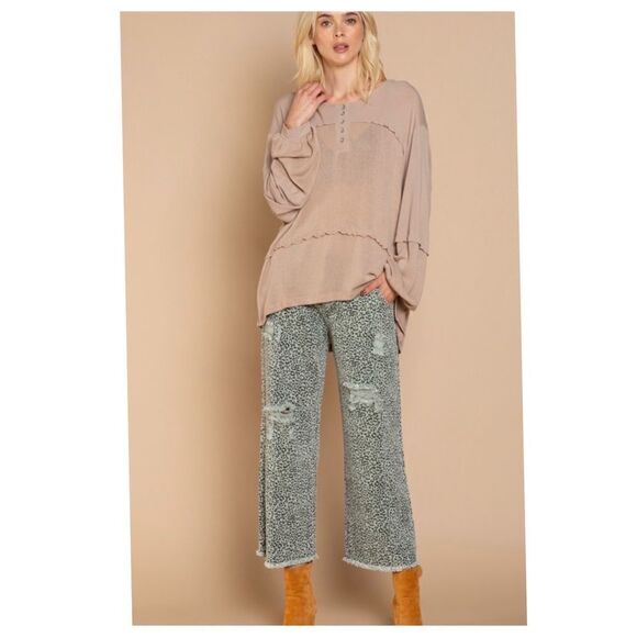 BOHO Knit hooded Top in Mocha - Picture 5 of 8